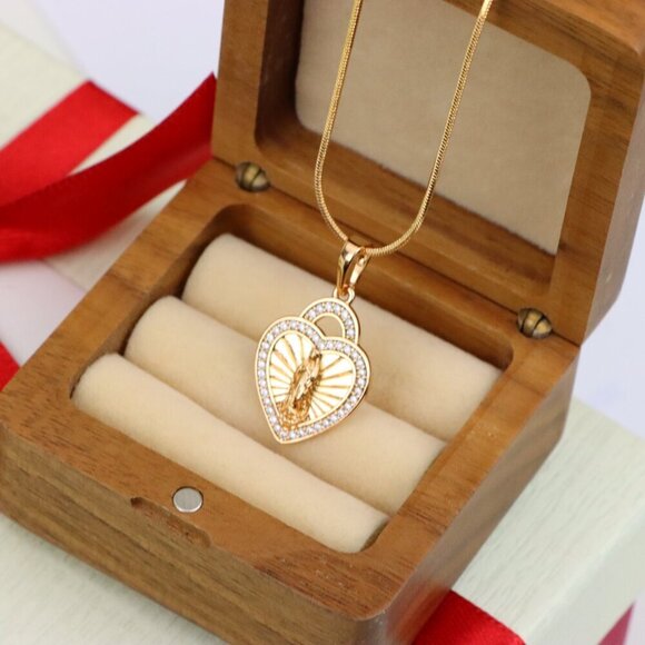 "Religious Rose Gold Heart Pendant with Virgin Mary and Crystals, XPPT1273 - Picture 7 of 13